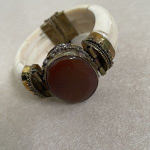 Vintage Buffalo Bone & Brass With Large Brown Agate Stone Unisex A217